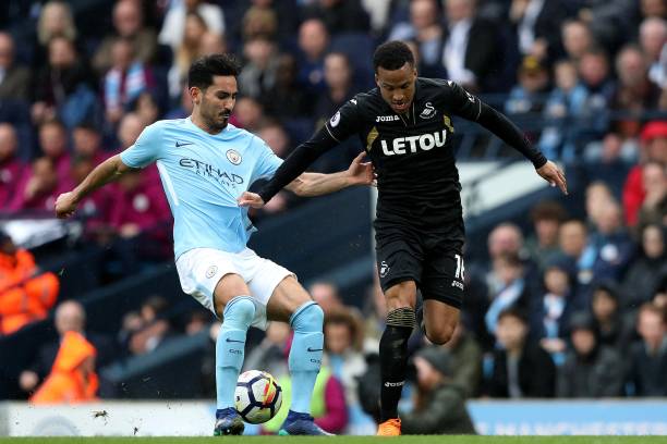 巴斯克斯的 巴斯克斯的