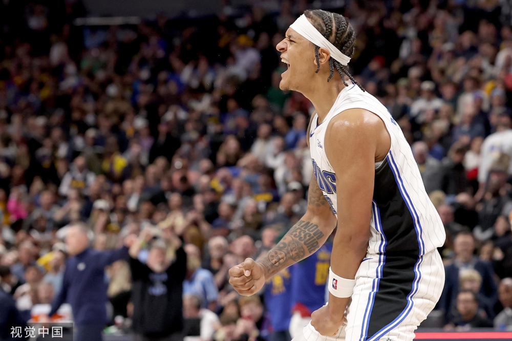 卫冕冠军的 卫冕冠军的